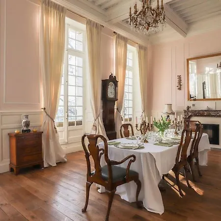 Chateau De Feral Отель *